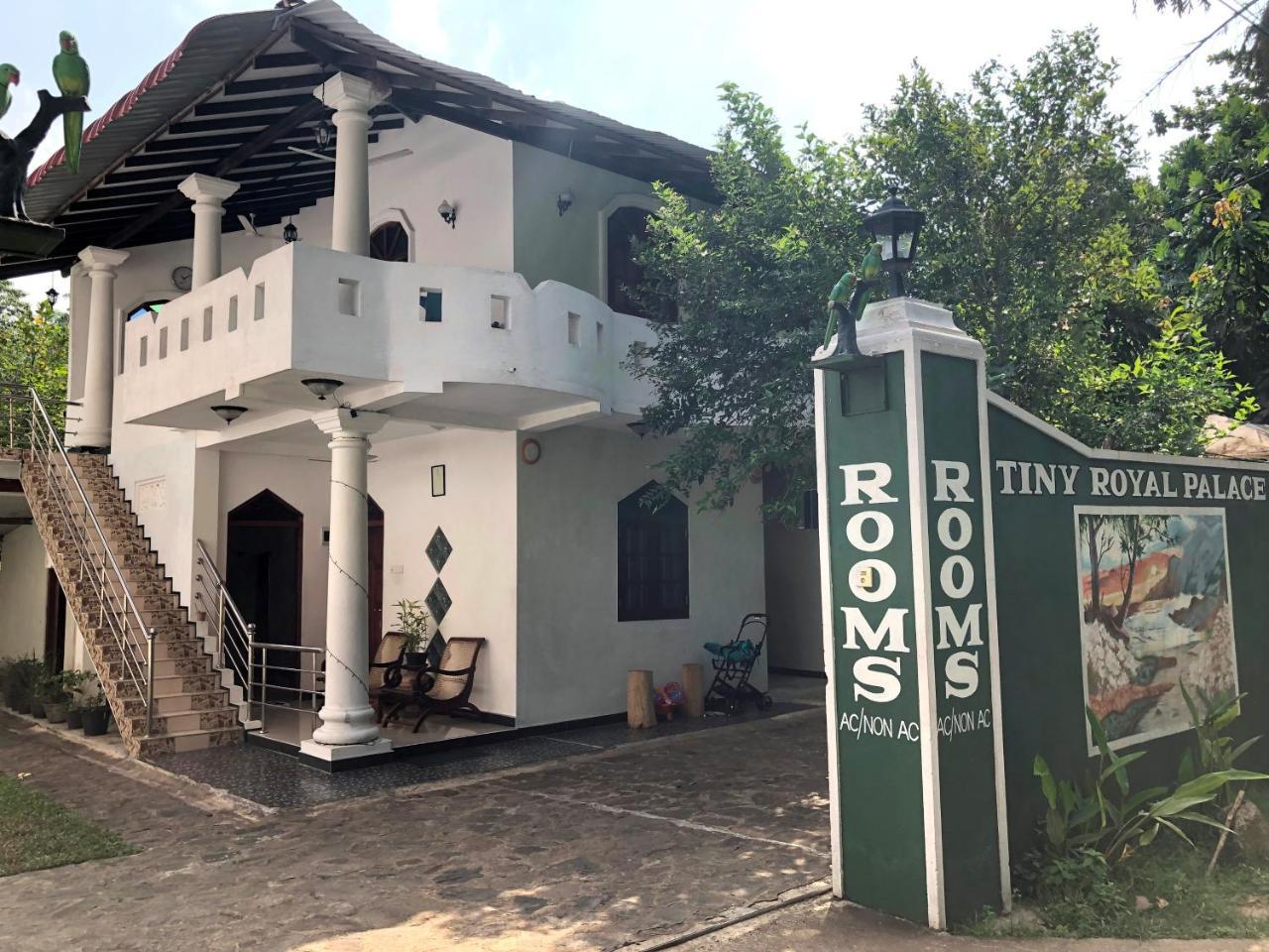 Tiny Royal Palace Unawatuna Dış mekan fotoğraf