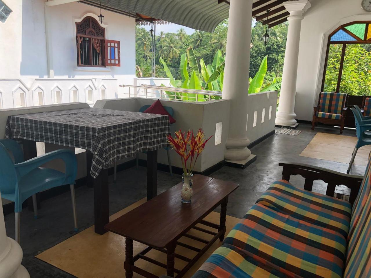 Tiny Royal Palace Unawatuna Dış mekan fotoğraf